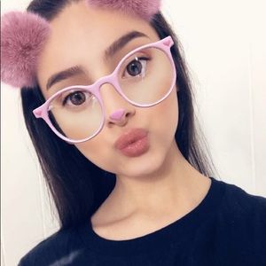 Meet your Posher, Jasmin